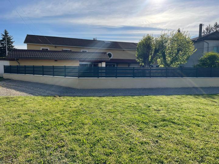 Fournisseur et installateur de fermetures Saint-Étienne-de-Saint-Geoirs