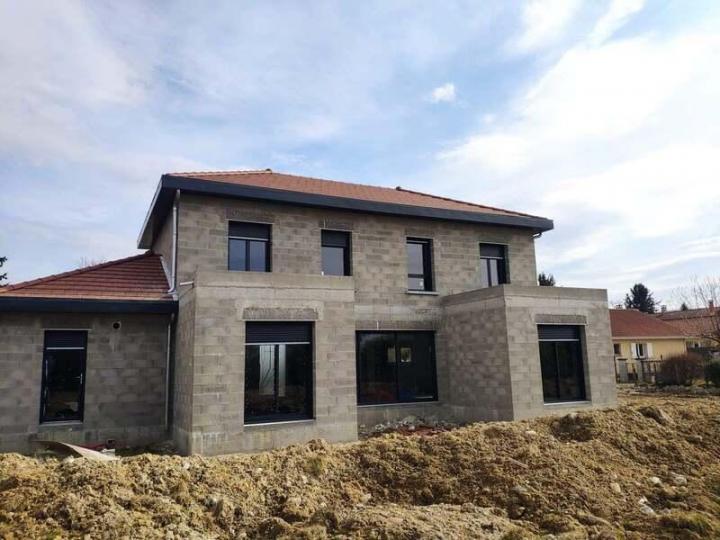 Menuiserie en PVC Saint-Étienne-de-Saint-Geoirs